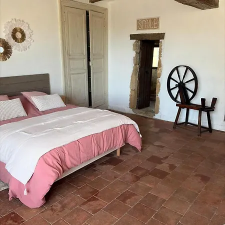 D'anjou - De Charme Avec Jacuzzi Bed & Breakfast
