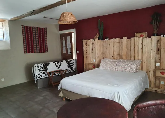 Le Mas D'anjou Hotel 3*